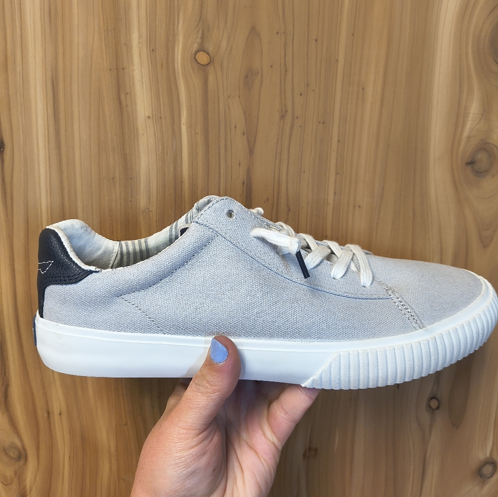 Sperry Women's Gray and White Sneakers, Size 8.5